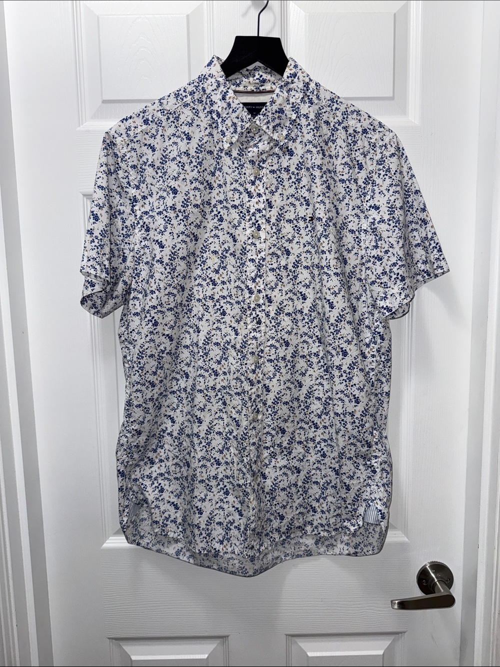Tommy Hilfiger Blue Floral Short-Sleeve Button-Down Shirt